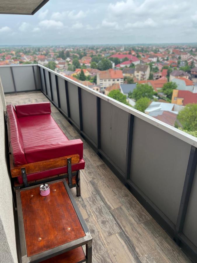 Plaza Apartment Satu Mare Extérieur photo